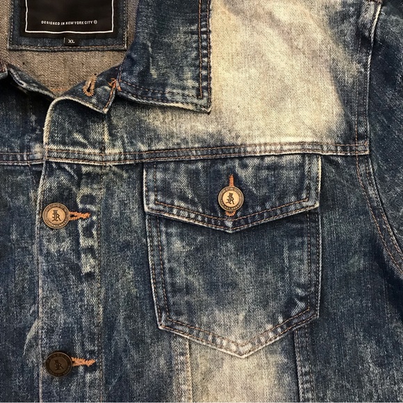 Trucker Denim Jacket Adult Size XL Blue Distressed Acid Wash Hand Crafted Mens - Picture 6 of 11